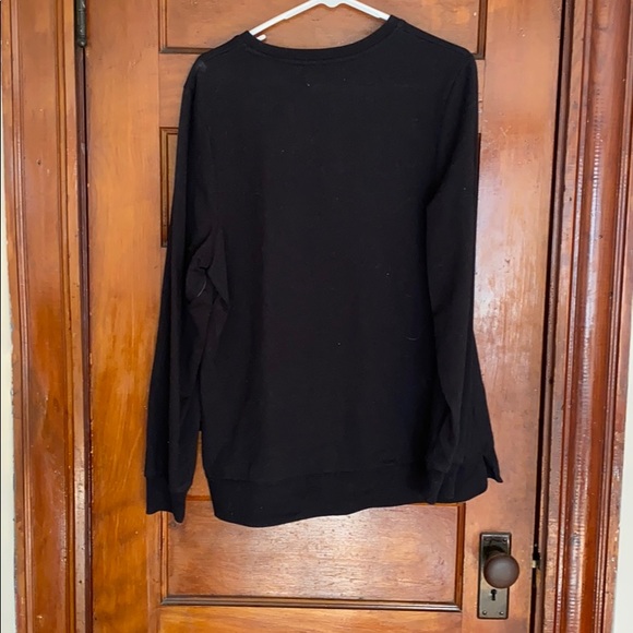 Crew neck sweater with foaming beer patch - Picture 4 of 4